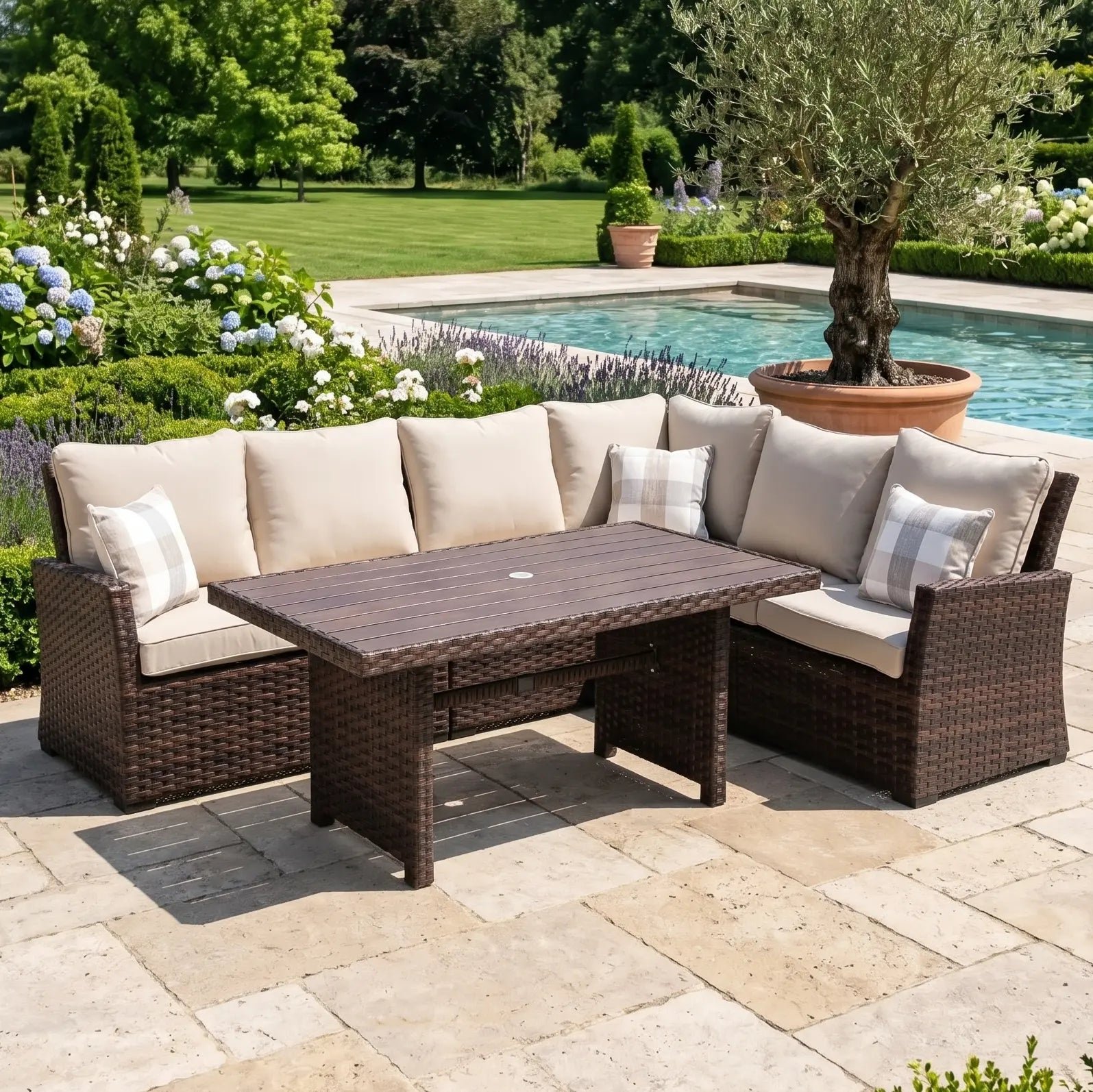 Arcadia Brown 3 Piece Sectional Group