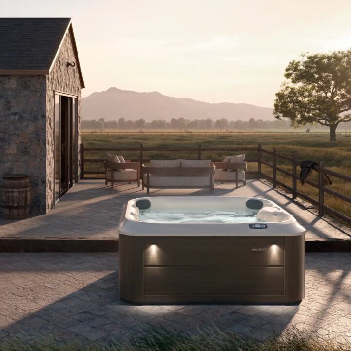 Jacuzzi® J-225™