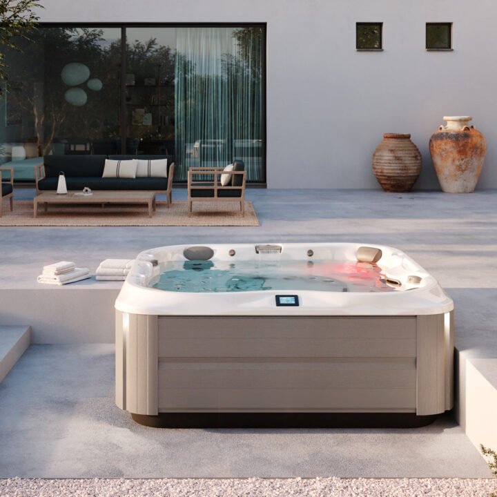 Jacuzzi® J-375™