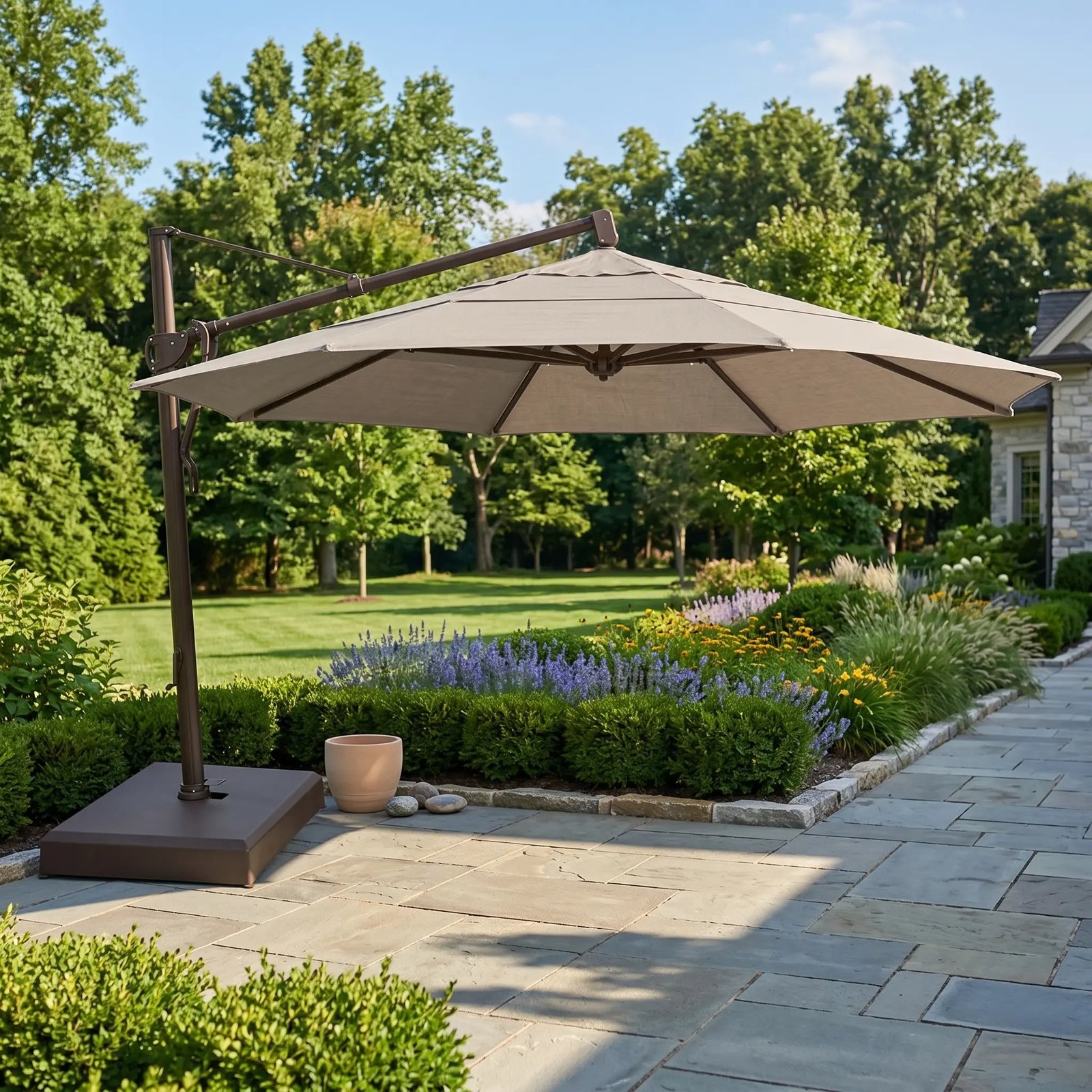 13' Classic Octagon AKZ Cantilever Umbrella - Champagne Linen